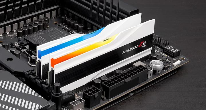 Image du produit G.Skill Trident Z5 RGB (2 x 24 Go, 7200 MHz, RAM DDR5, DIMM)