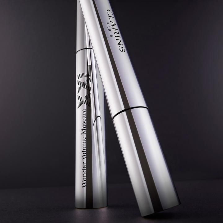 Immagine prodotto Clarins Wonder Volume XXL (01 Extreme Black)