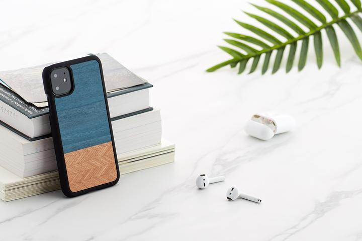 Actual product image Man.Wand &WOOD SmartPhone case iPhone 11 denim juodas (Apple iPhone 11)
