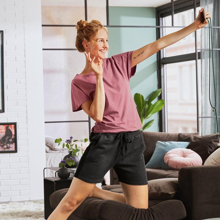 Actual product image Erwin Müller Ladies' stretch trousers, short (W36/L38)