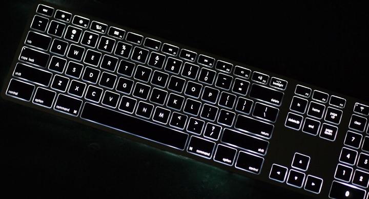 Image du produit Matias aluminum Mac bluetooth rétroéclairage gris espace (ING. Int., Sans fil)