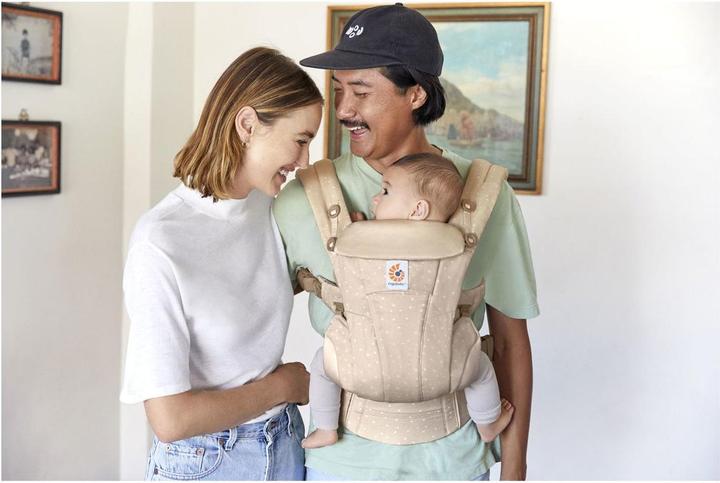 Actual product image Ergobaby Omni Dream