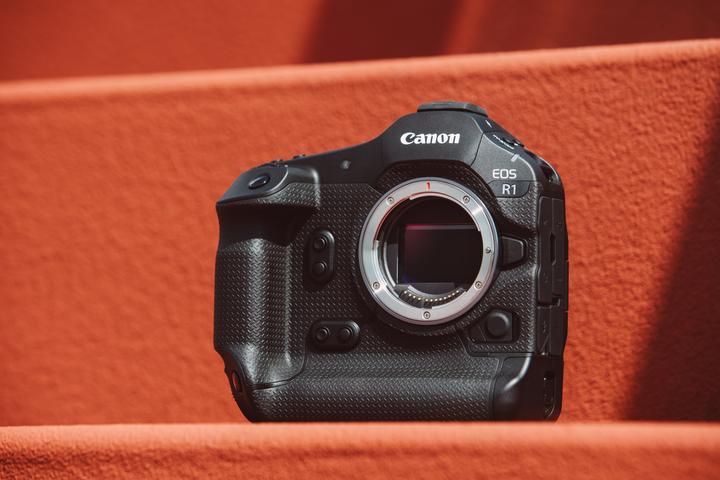Image du produit Canon EOS R1 (24.20 Mpx, Plein format)