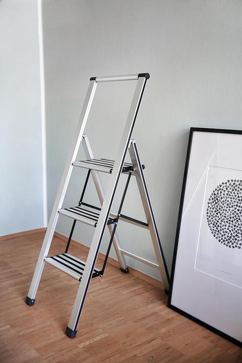 Produktbild Wenko Haushaltsleiter (Trittleiter, 44 cm)