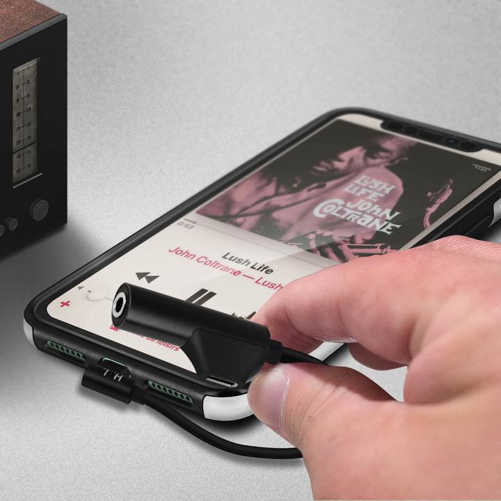 Actual product image Avizar Lightning Audio & Charging Adapter (Lightning, Lightning, 3.5mm jack)
