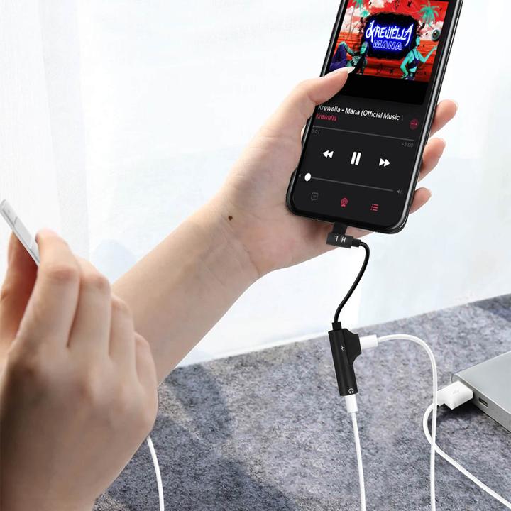 Actual product image Avizar Lightning Audio & Charging Adapter (Lightning, Lightning, 3.5mm jack)
