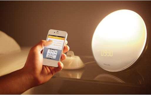 Image du produit Philips Eveil Lumière HF3550 avec station d'accueil pour iPhone