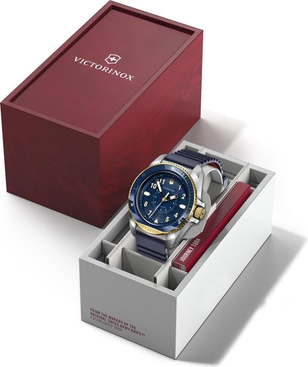 Image du produit Victorinox Journey 1884 Quartz Three hands Steel & Mineral, montre de plongée, 43 mm, Cadran Bleu, Bracelet Cao (Montre de plongée, 43 mm)