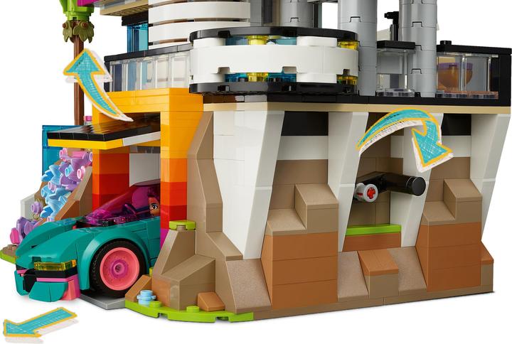 Actual product image LEGO Andrea's Modern Mansion (42639, LEGO Friends)