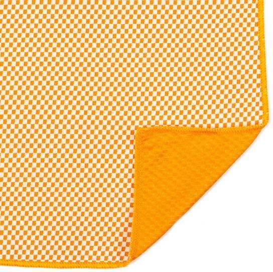 Produktbild Tembo Bambus Reisehandtuch mit Aktivkohlefasern Orange M