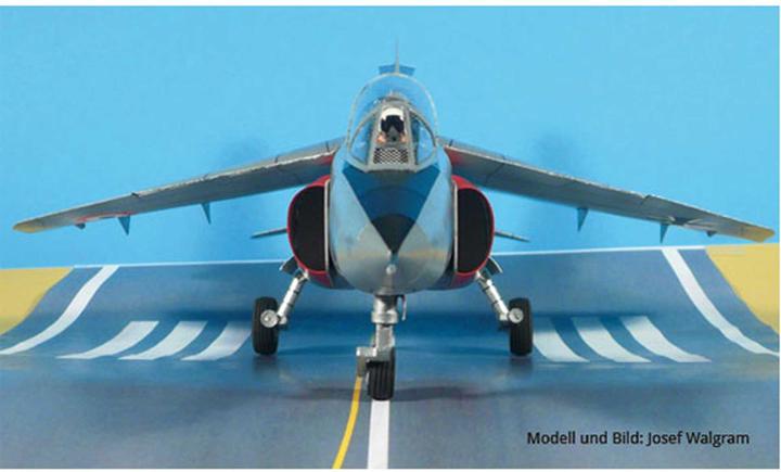 Immagine prodotto Geli prototipo di jet alfa 02 modello in cartone