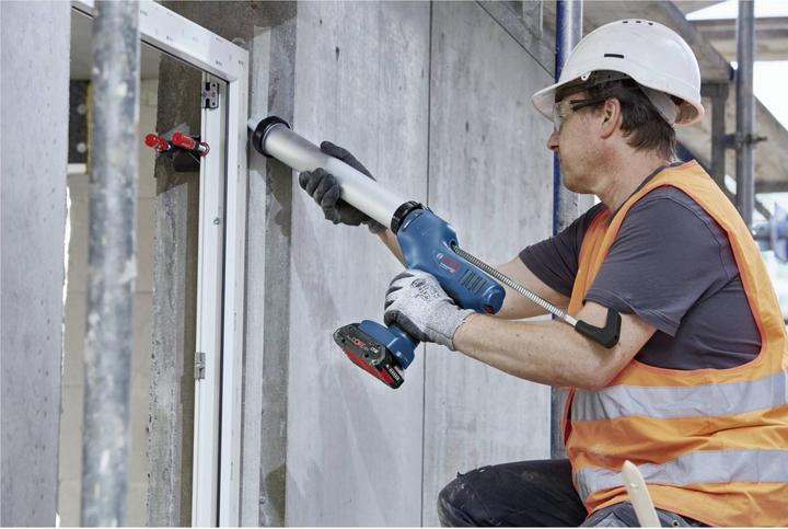 Produktbild Bosch Professional GCG 18V-600