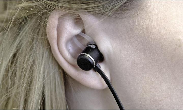 Actual product image Beyerdynamic Byron BTA (7.50 h, Wireless)