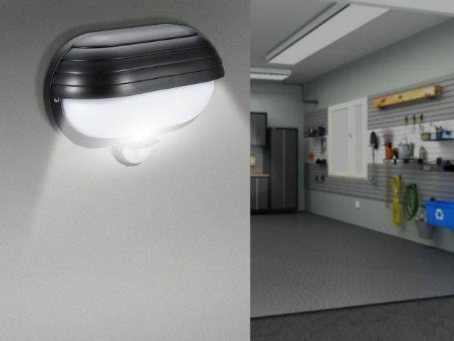 Productafbeelding Maclean MCE33 wandlamp voor buiten met PIR en schemersensor (60 lm, E27, IP44)