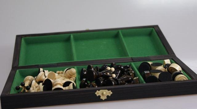 Produktbild Magiera Chess - checkers 34 x 17 cm (Polnisch)