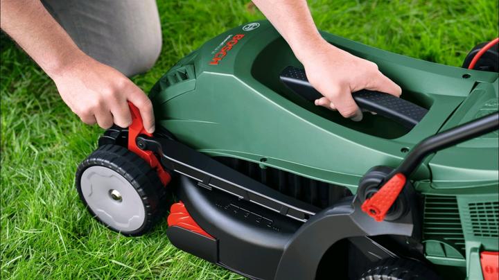 Immagine prodotto Bosch Home & Garden Bosch Rasenmäher UniversalRotak 34-405 (Corrente elettrica)