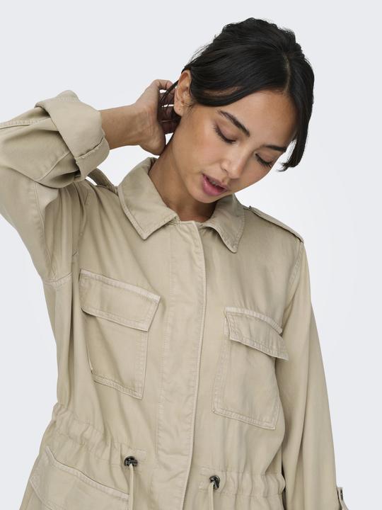 Produktbild Only Fly-Away Kragen Ärmel mit Umschlag Jacke Jacke (S)