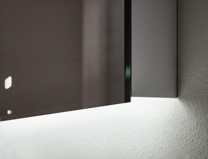 Produktbild Emco MI 250+ LED-Lichtspiegel, breiter Lichtausschnitt oben, Touch-Bedienfeld, Breite 600mm, 1070600