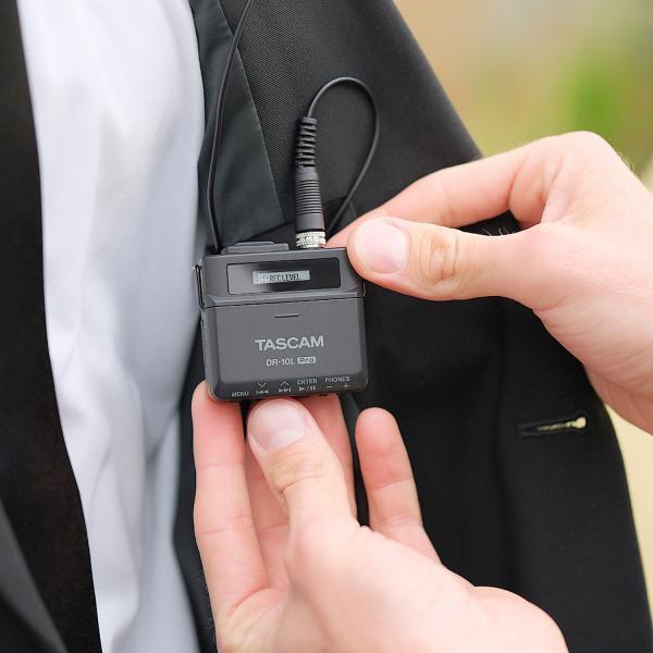 Actual product image Tascam DR-10L Pro lavalier recorder with adapter (Handheld)