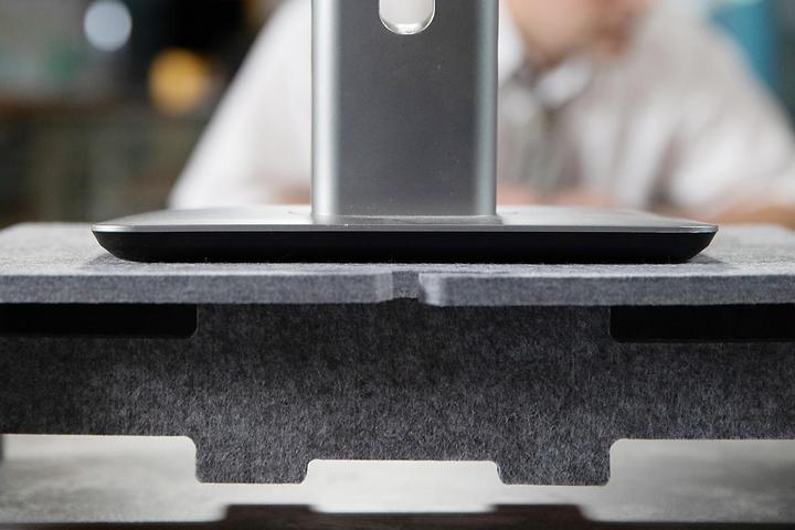 Produktbild Bakker Elkhuizen Monitorständer Q-Riser 110 Circular, grau retail (Tisch, 17.01")