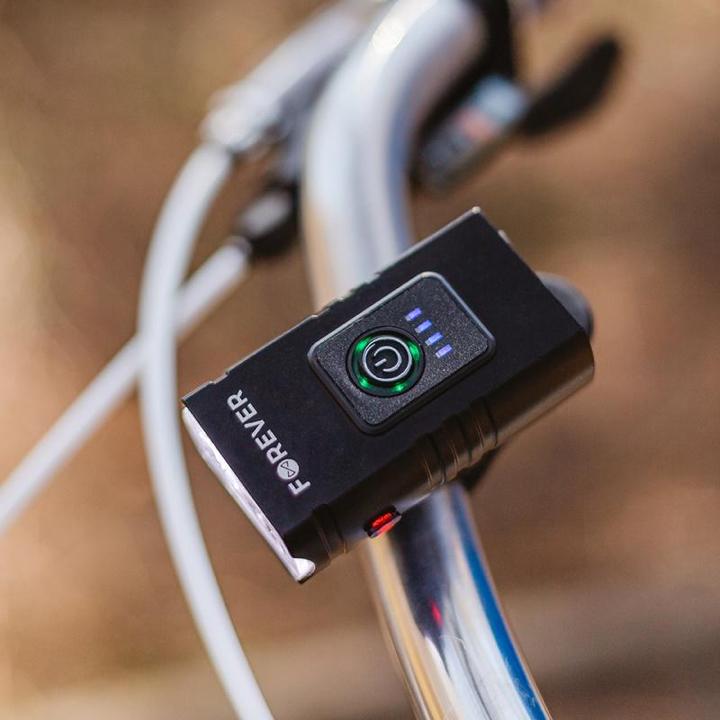Produktbild Forever BLG-200 Bicycle and Scooter Active Light Kit with Built-in Battery Universal Frame Holder (400 lm, 15 lm)