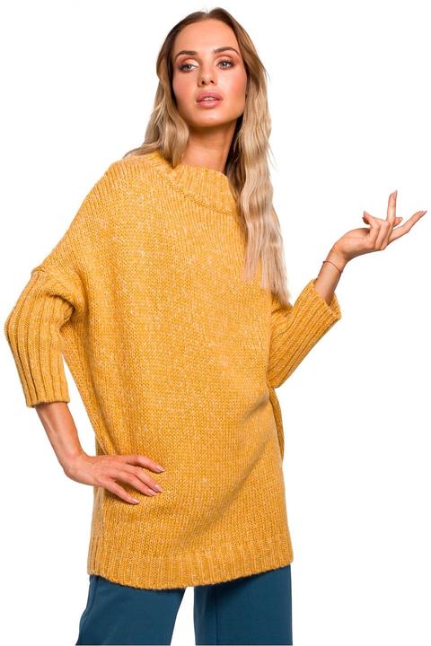 Made of Emotion Pullover model