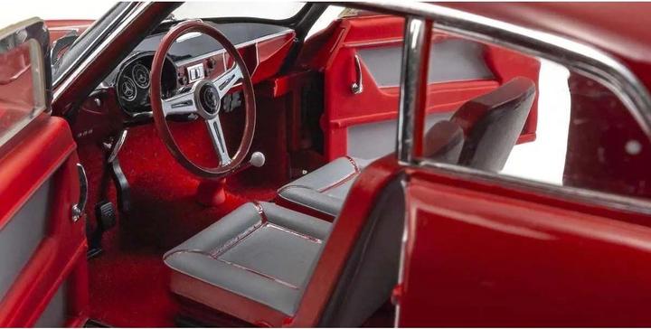 Actual product image Kyosho Alfa Romeo Giuletta SV 1957 #24 1:18