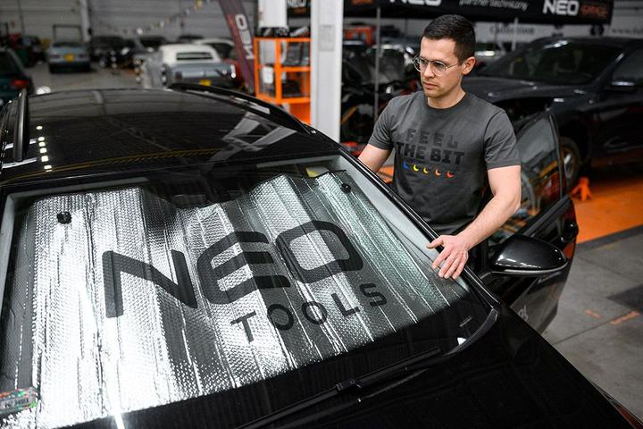 Actual product image Neo T-shirt with print, FEEL THE BIT, dydis M (M)