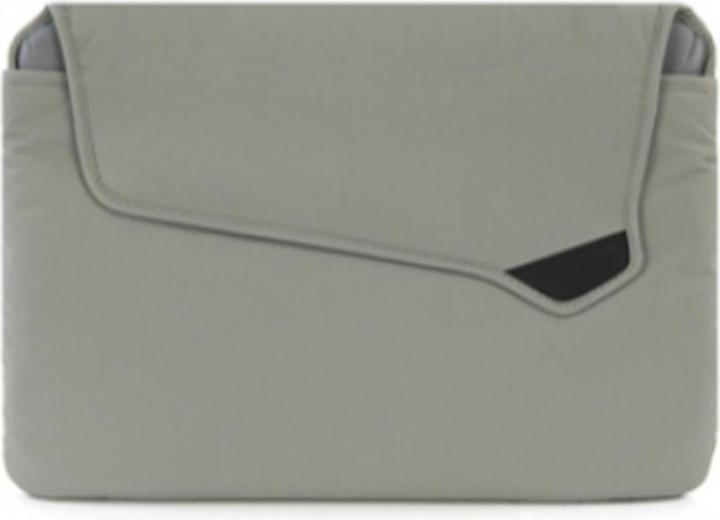 Actual product image Tucano Soft Skin for MacBook Pro 15" Silver (15", Apple)