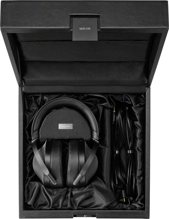 Actual product image Sony MDR-Z1R Signature Series (No noise cancelling, Cable)
