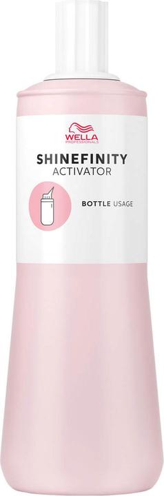 Actual product image Wella Shinefinity Bottle Activator