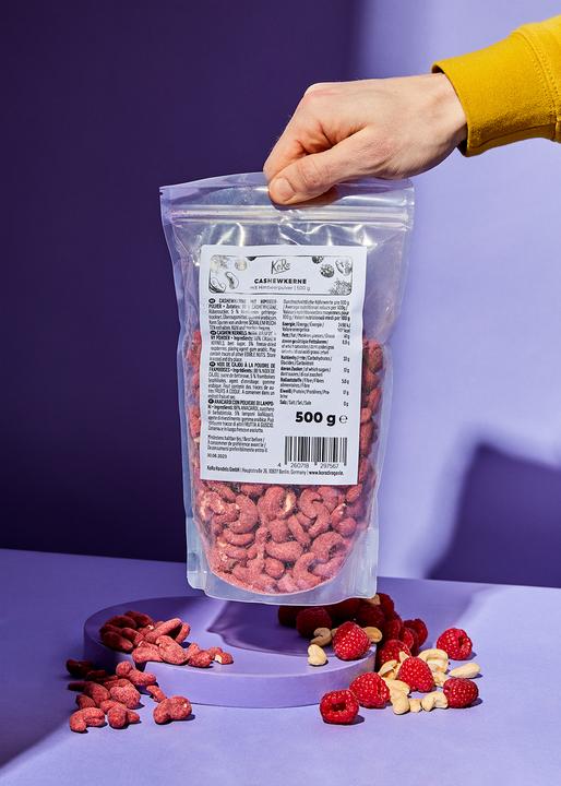 Actual product image KoRo Cashew nuts with raspberry powder (500 g)