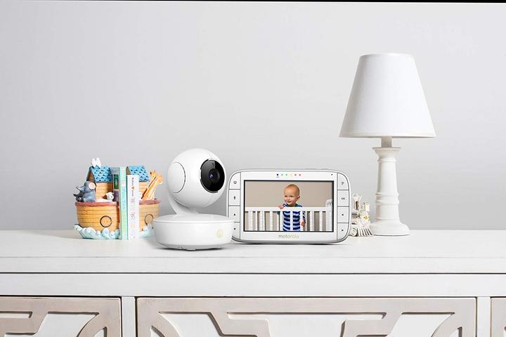 Produktbild Motorola MBP 50 (Babyphone mit Kamera, 300 m)