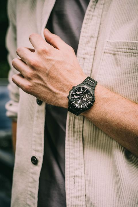 Produktbild Casio ECB-2200DC-1AEF (Chronograph, 45 mm)