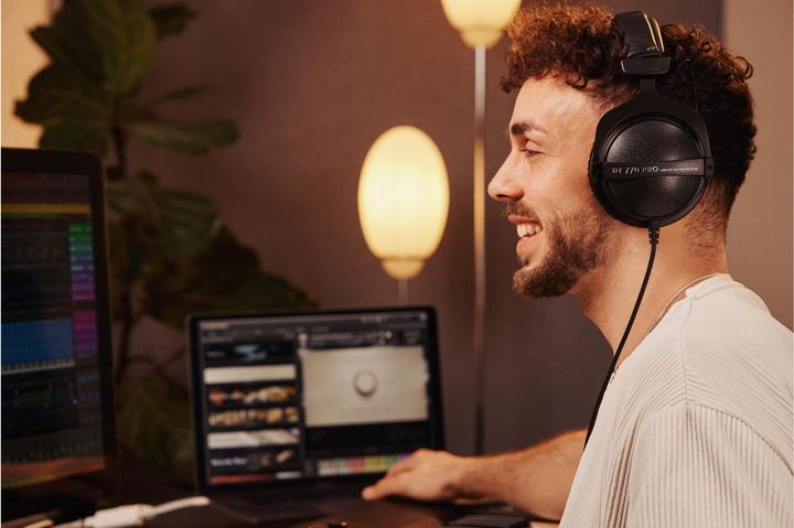 Image du produit Beyerdynamic DT 770 Pro Juodas Limited Edition (pas de réduction du bruit, Filaire)
