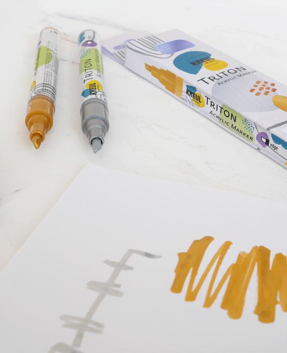 Actual product image Solo Goya Triton Acrylic Paint Marker Set of 2 (Silver, Gold, 4 mm, 2 x)