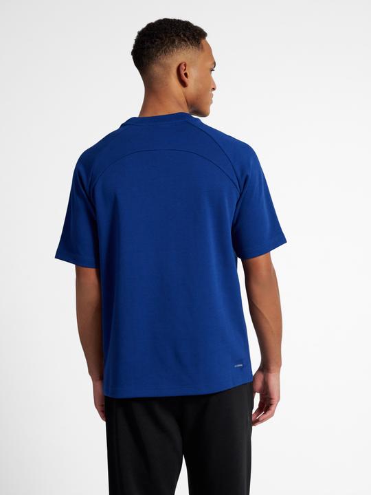Actual product image hummel hml TECH LOOSE T-SHIRT (S)