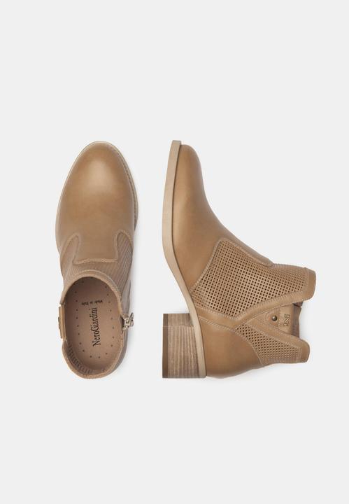 Actual product image Nero Giardini Stiefelette (39)