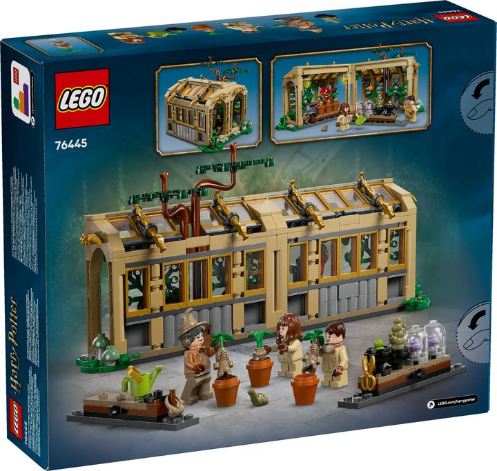 Actual product image LEGO Schloss Hogwarts: Kräuterkundeunterricht (76445, LEGO Harry Potter)