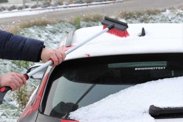 Image du produit Nigrin Gratte-glace télescopiqueFouet à neige
