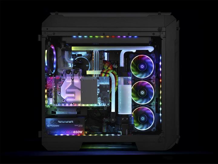 Actual product image Thermaltake Pacific Lumi Plus (RGB)