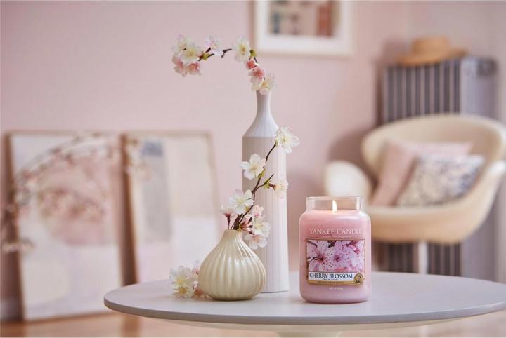 Image du produit Yankee Candle Cherry Blossom (411 g)