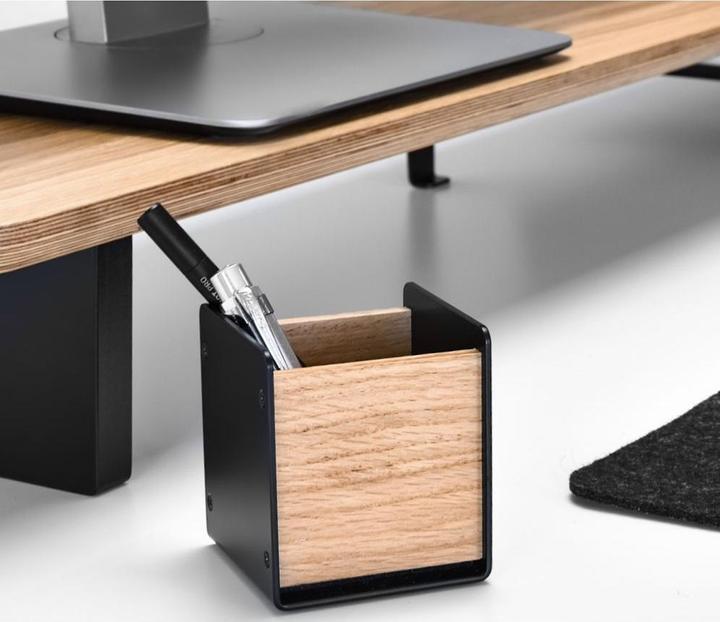 Balolo Pen holder oak