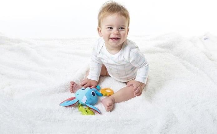 Actual product image Tiny Love Jitter - Thomas Rabbit - Meadow Days