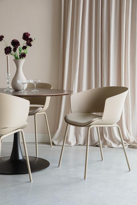Actual product image Zuiver Jessica Chair Beige