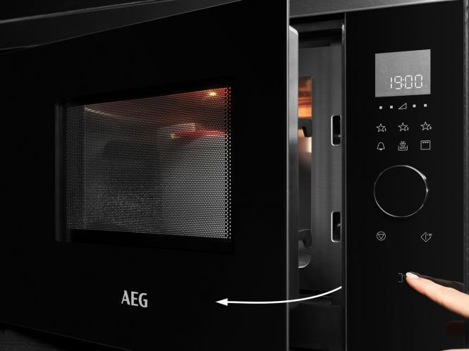 Actual product image AEG MBE2658SEM (26 l)