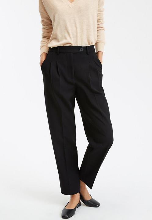 Actual product image La Redoute Collections Slim trousers with pleats (34)