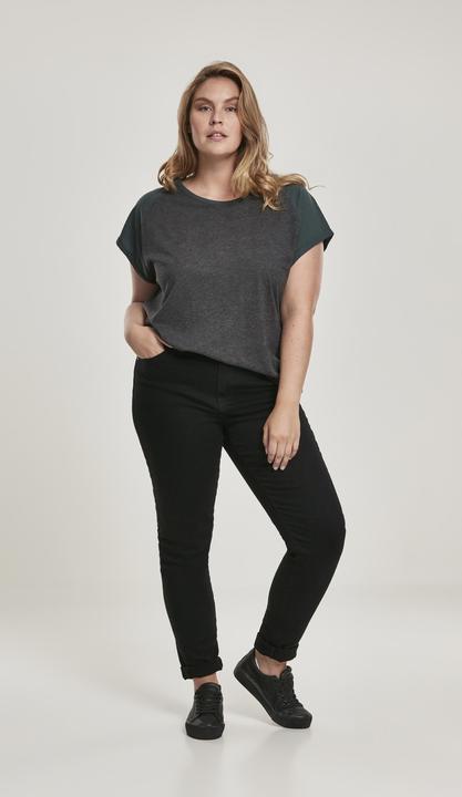 Actual product image Urban Classics Ladies Contrast Raglan Tee (4XL)