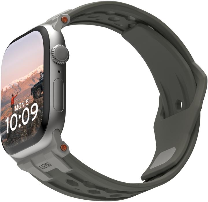 Immagine prodotto UAG Urban Armor Gear Monarch Strap| Apple Watch Ultra/42/44/45/46mm| oliva/titanio| (194158117236) (Fluoroelastomero, Gomma)