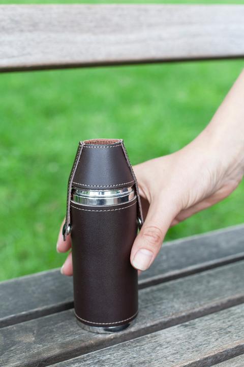 Actual product image Kikkerland Flask (250 ml)